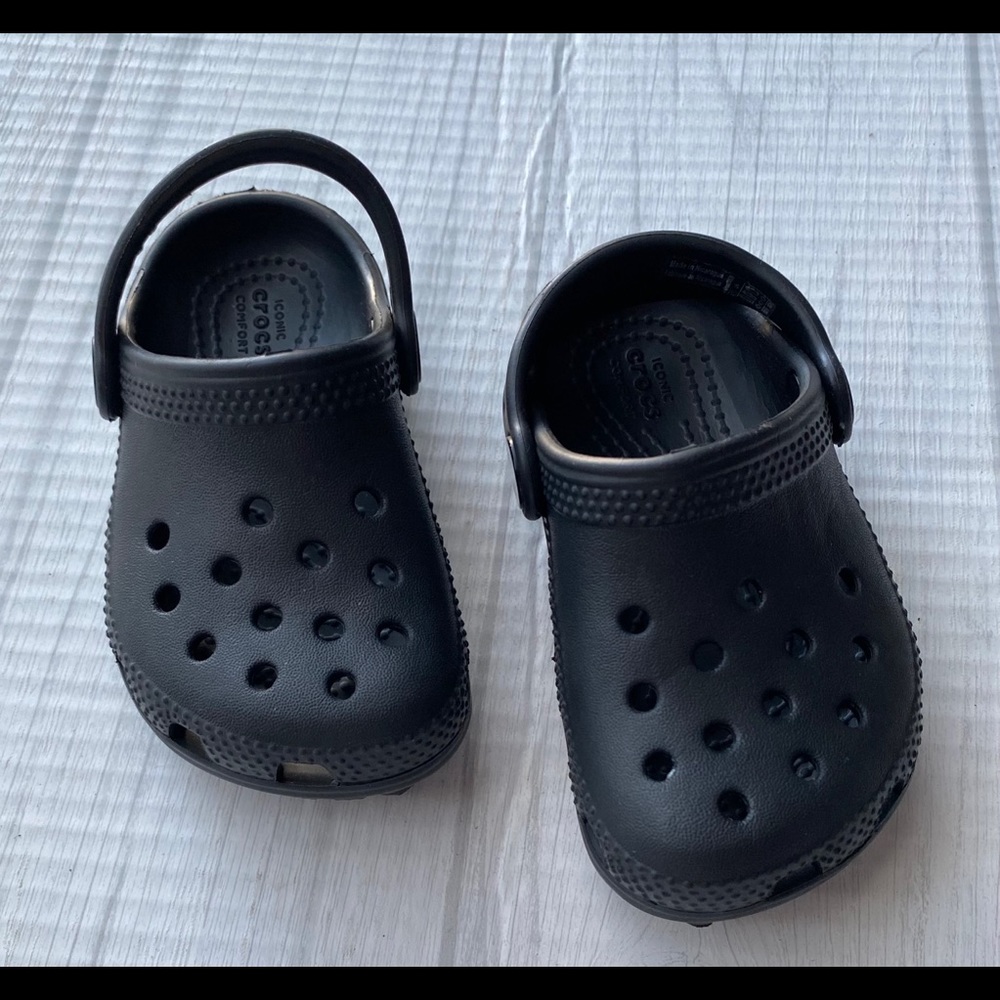 Crocs
